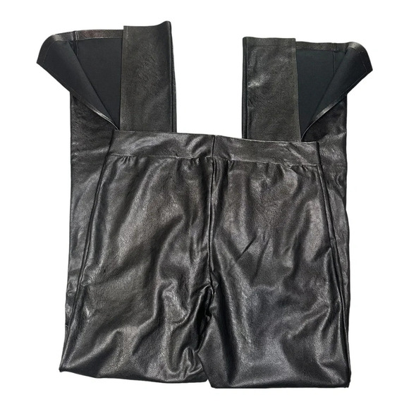 Commando Faux Leather Split Front Pant in Black. Sz: L - Picture 6 of 7